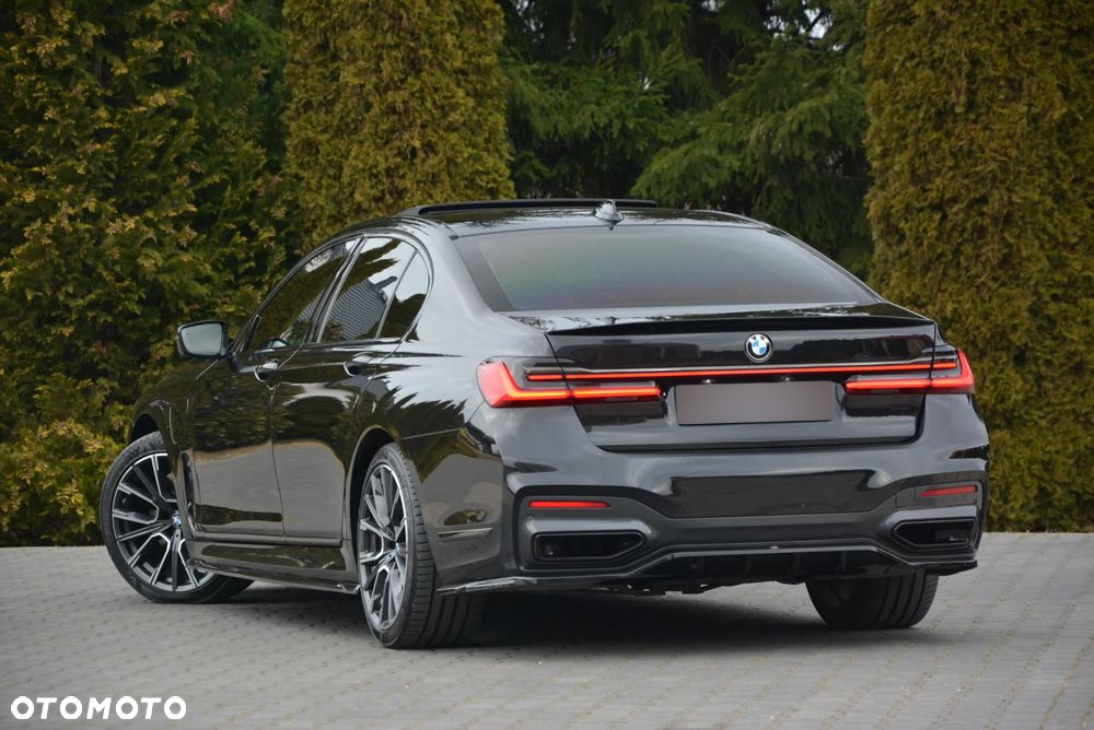 BMW Seria 7 - 10