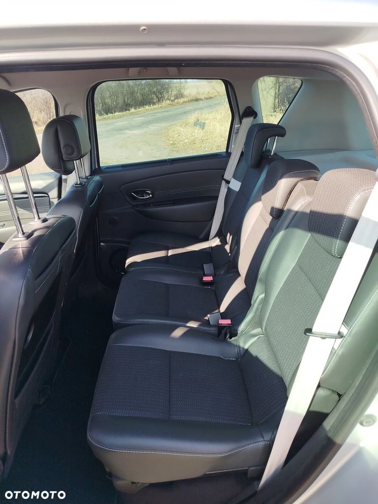 Renault Scenic Energy dCi 130 Start & Stop Bose Edition - 16