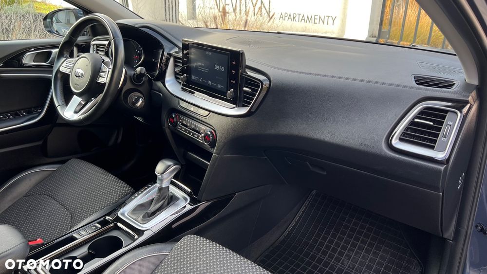 Kia XCeed 1.4 T-GDI L DCT - 10