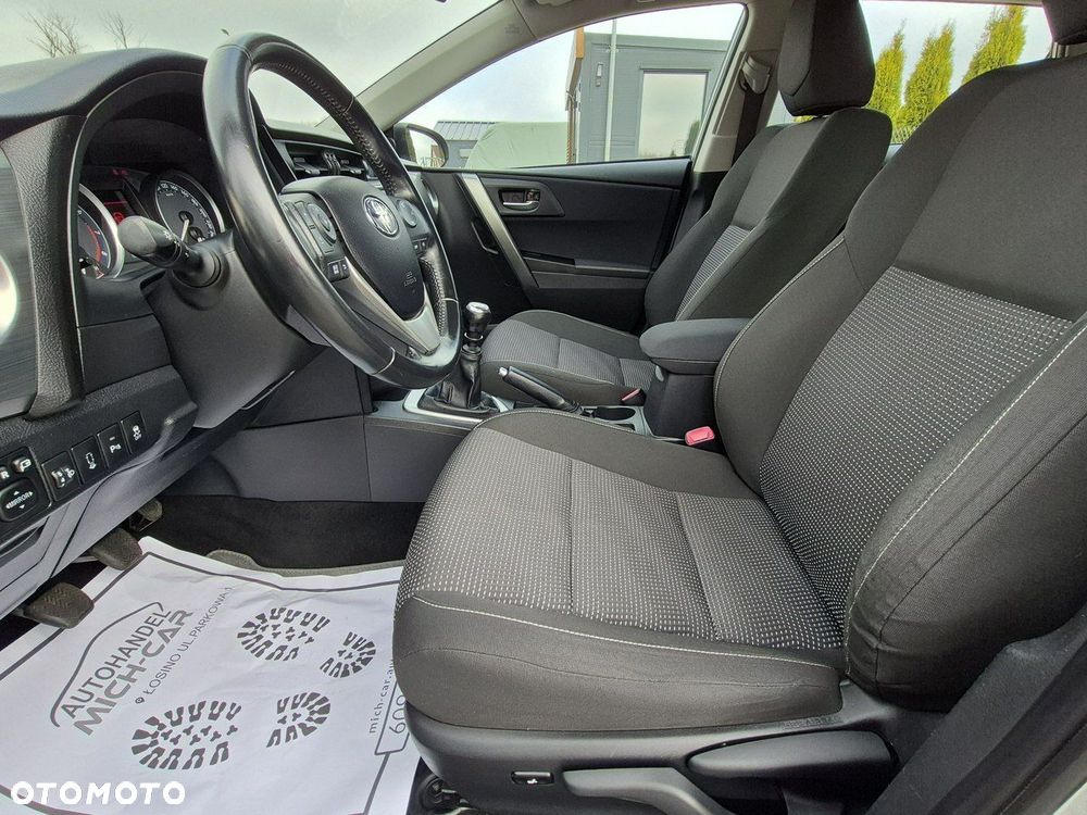 Toyota Auris - 7