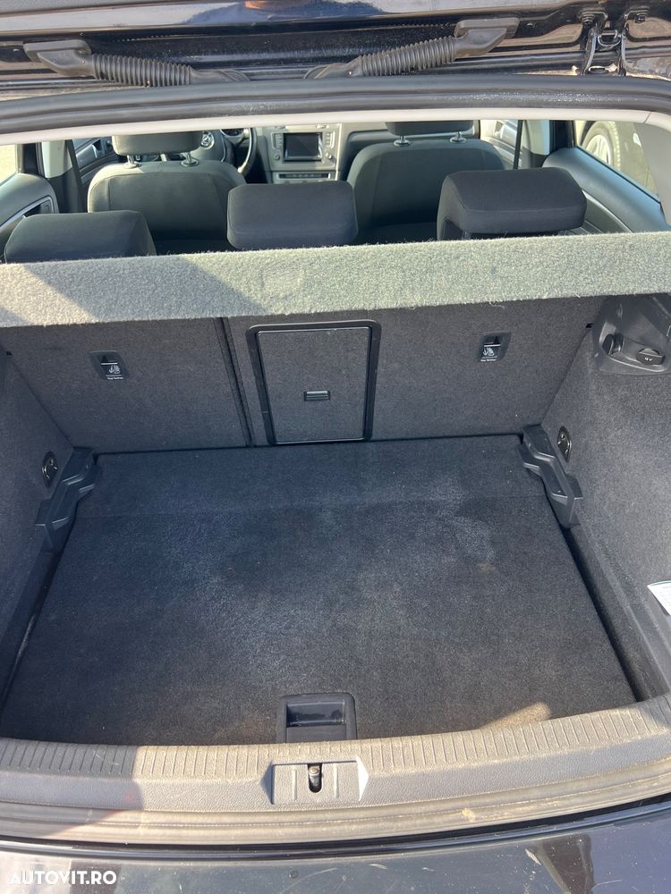 Volkswagen Golf 1.2 TSI BlueMotion Technology DSG Comfortline - 15