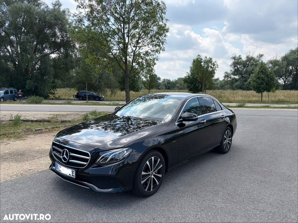 Mercedes-Benz E 300 Aut. - 1