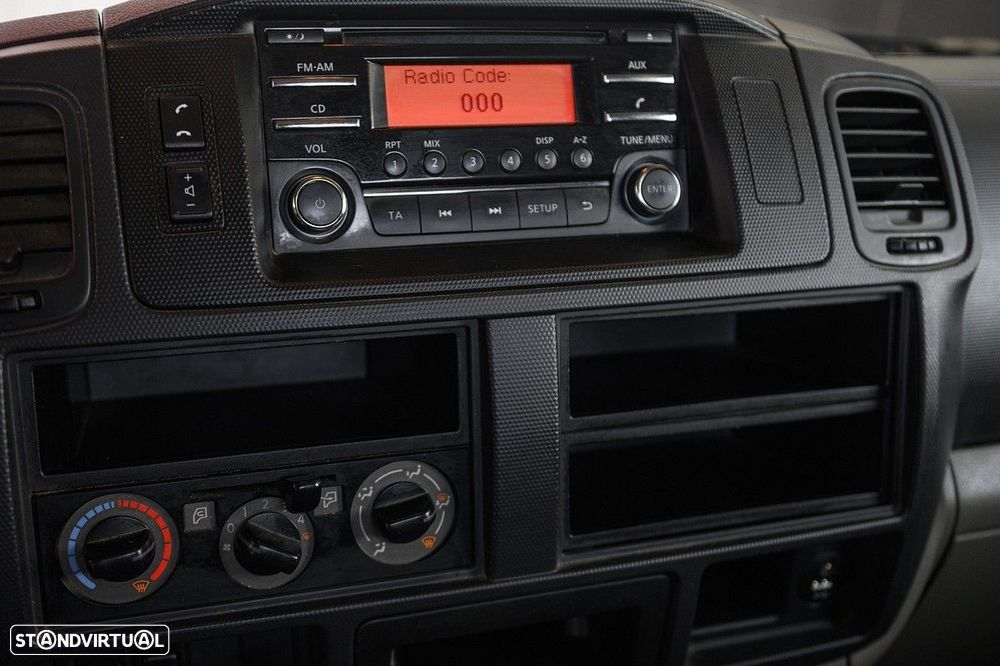 Renault Maxity 2.5 DXi 120.35 - 11