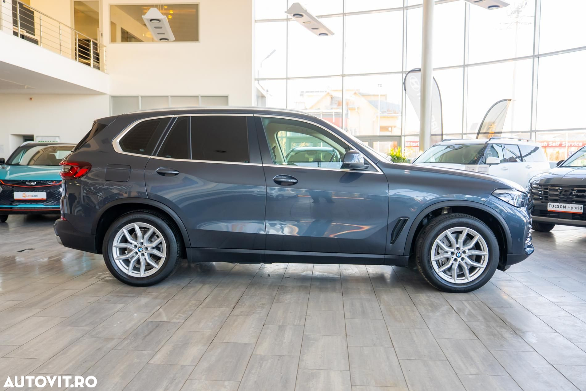 BMW X5 xDrive45e - 11