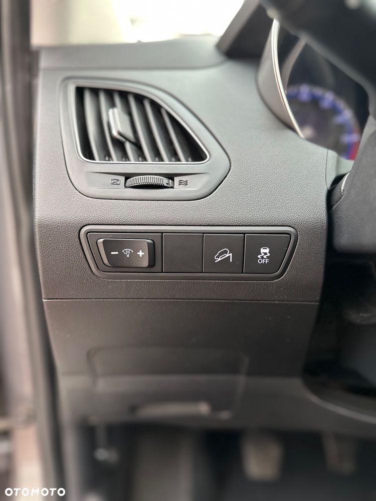 Hyundai ix35 1.6 2WD Fifa World Cup Edition - 28