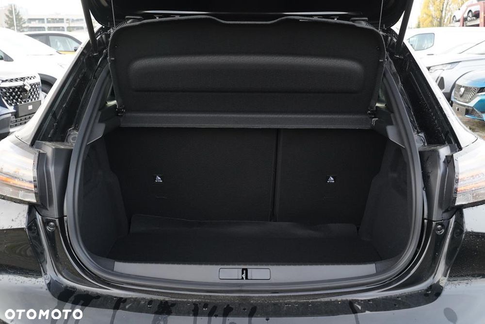 Peugeot 208 1.2 mHEV Allure - 9