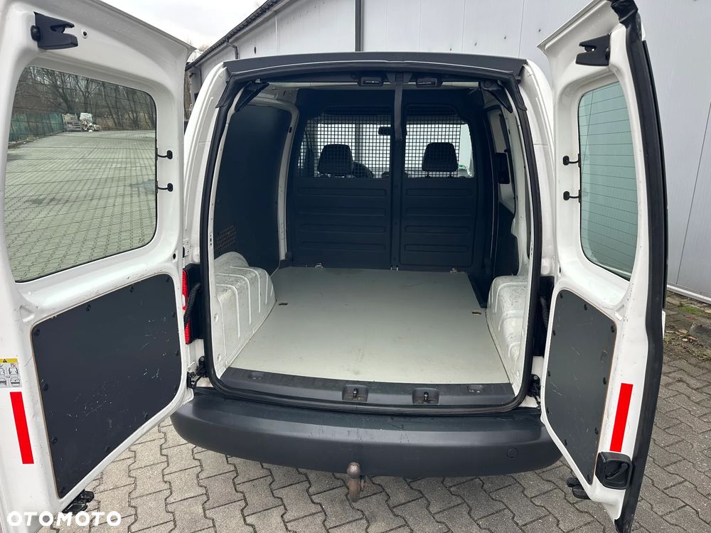 Volkswagen Caddy - 10