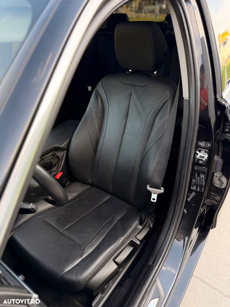 BMW Seria 3 320d Luxury Line - 27
