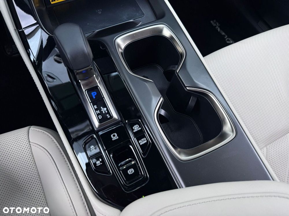 Lexus NX 450h+ Prestige AWD - 24