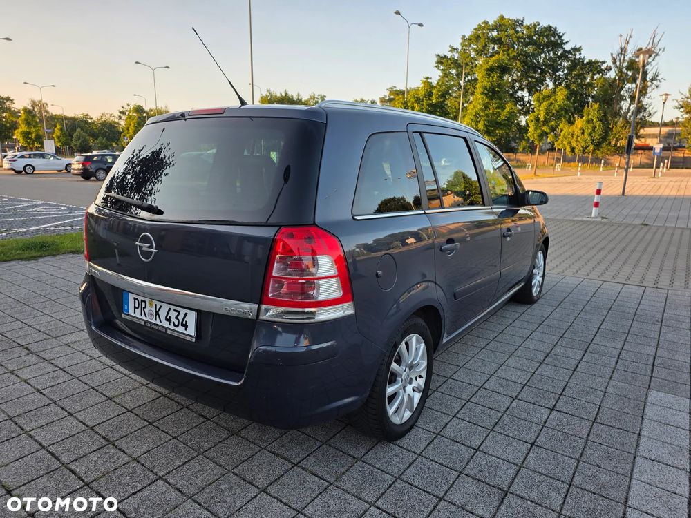 Opel Zafira 1.6 ECOFLEX Design Edition - 8