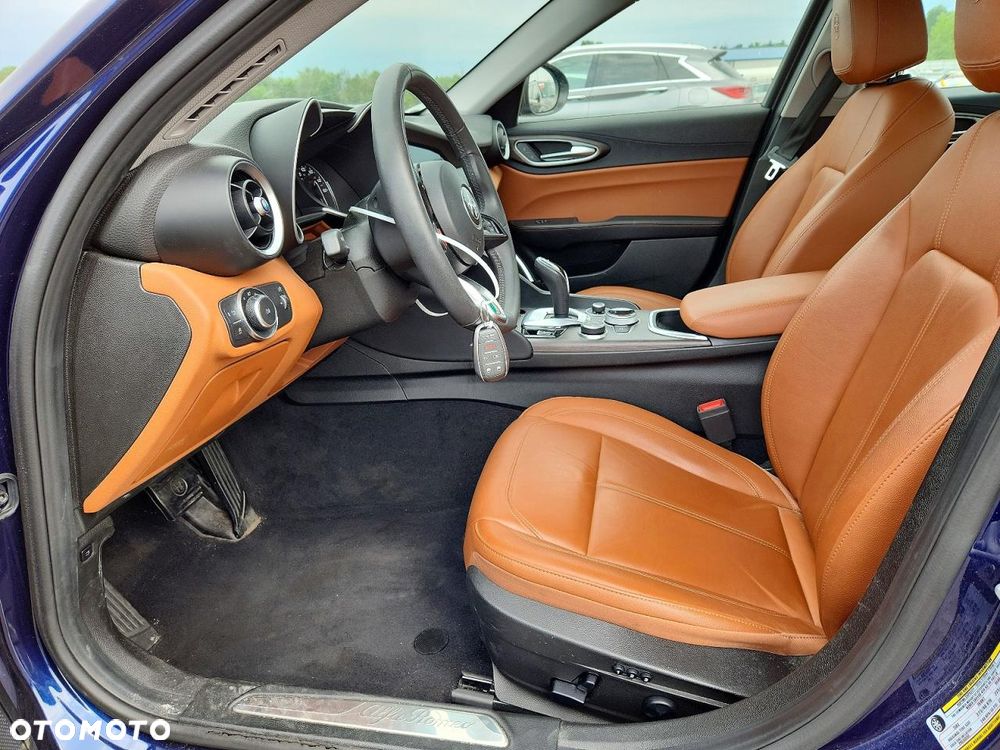 Alfa Romeo Giulia 2.0 Turbo TI Q4 - 7