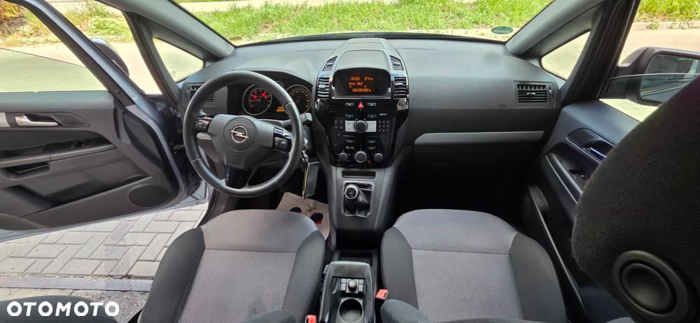 Opel Zafira 1.8 Selection - 34