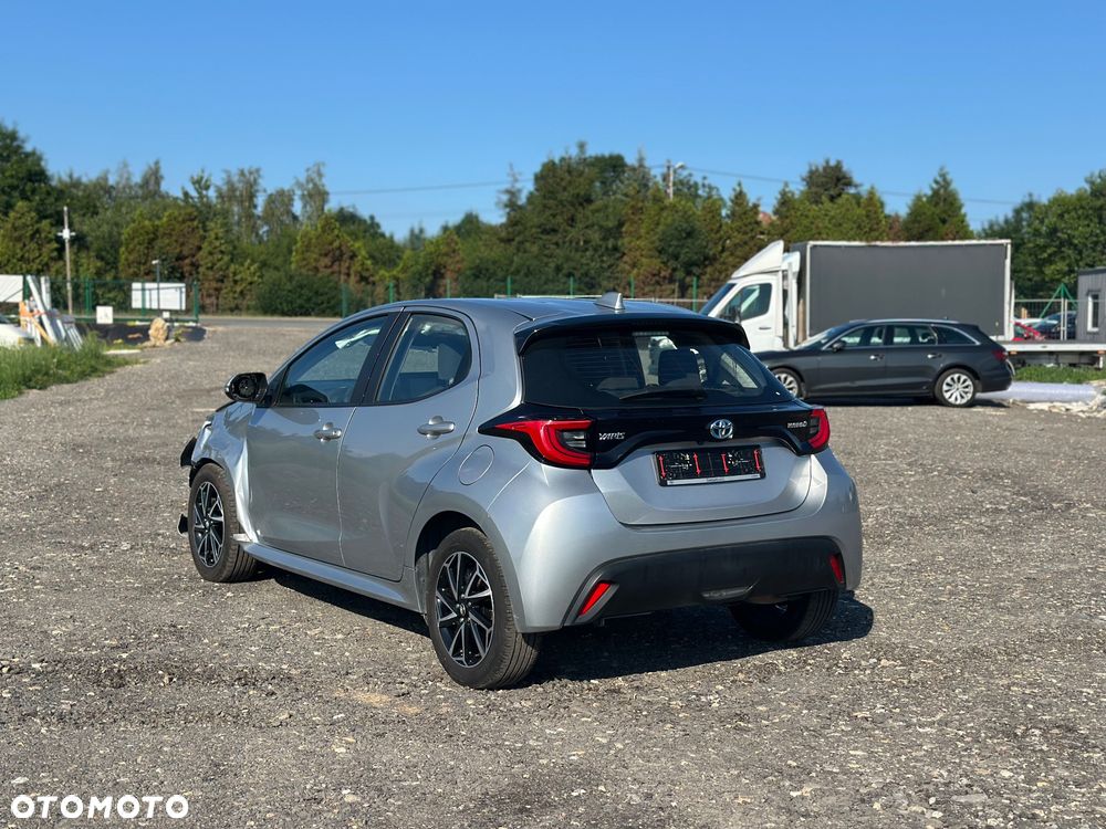 Toyota Yaris - 11