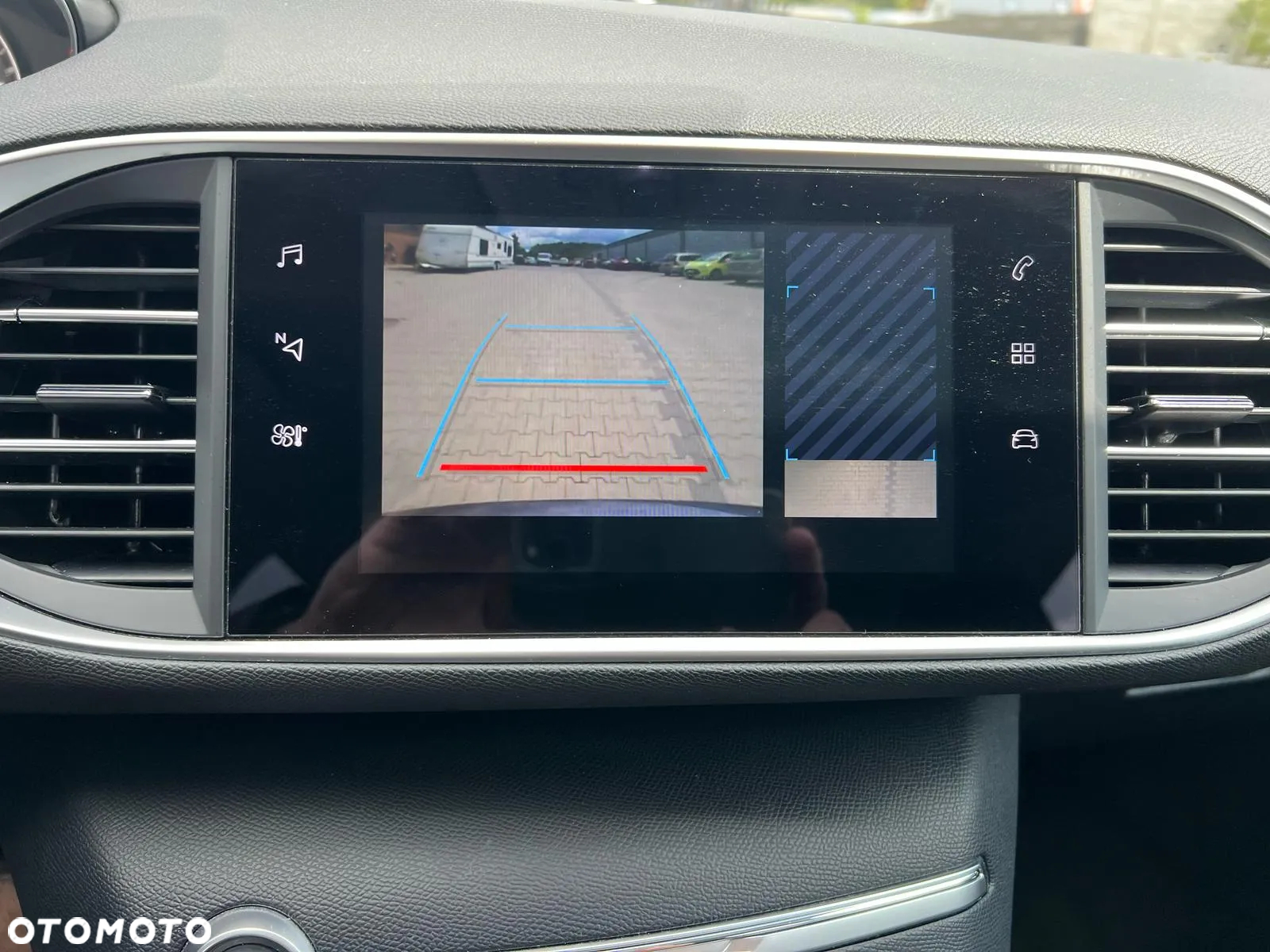 Peugeot 308 1.5 BlueHDi Active S&S EAT6 - 22