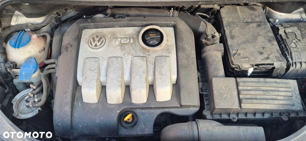 Volkswagen Golf Plus - 8