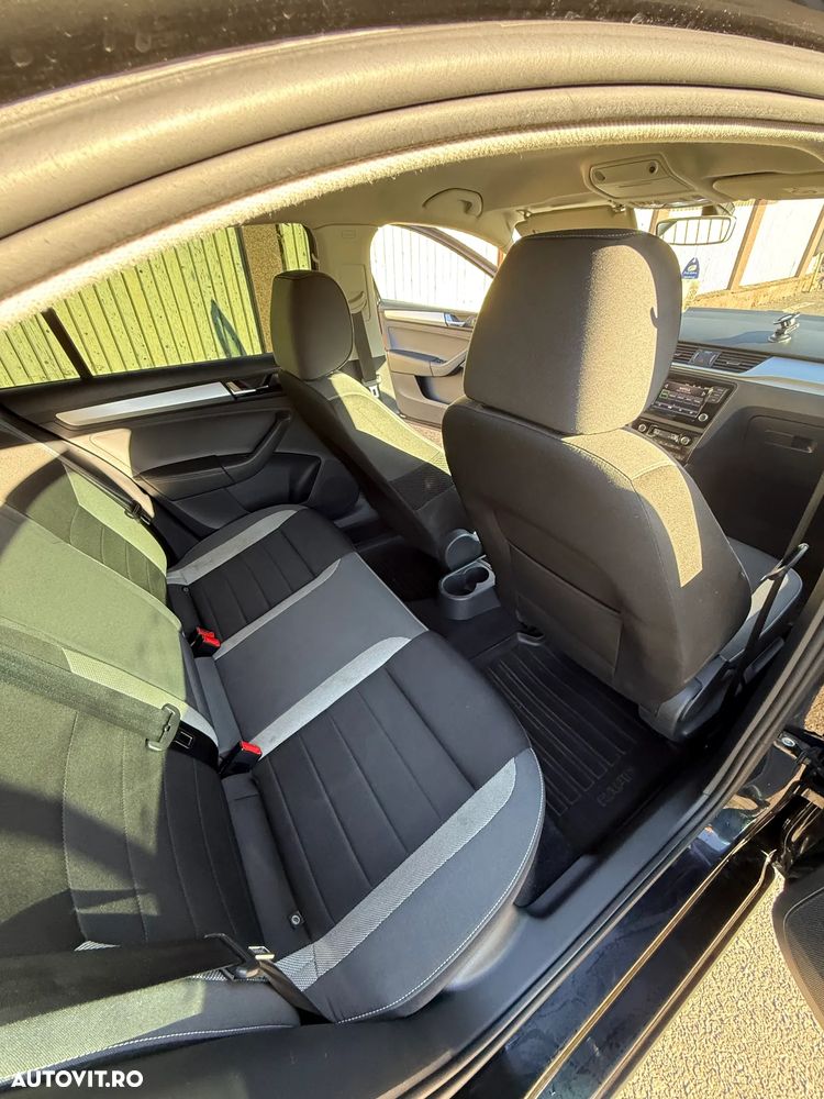 Skoda Rapid - 15