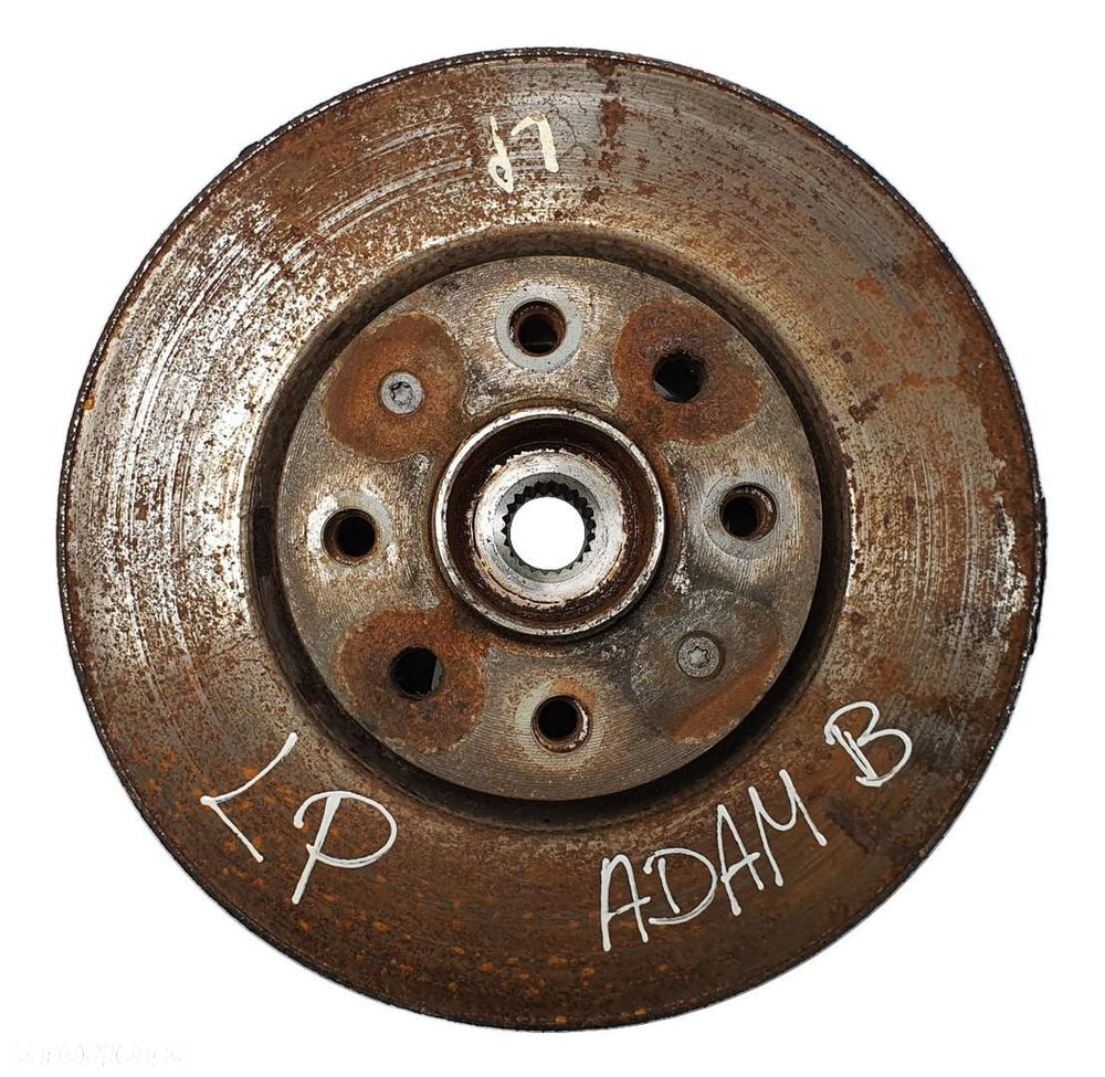 PIASTA ZWROTNICA LEWA PRZÓD OPEL ADAM 1.2 13388767 - 1