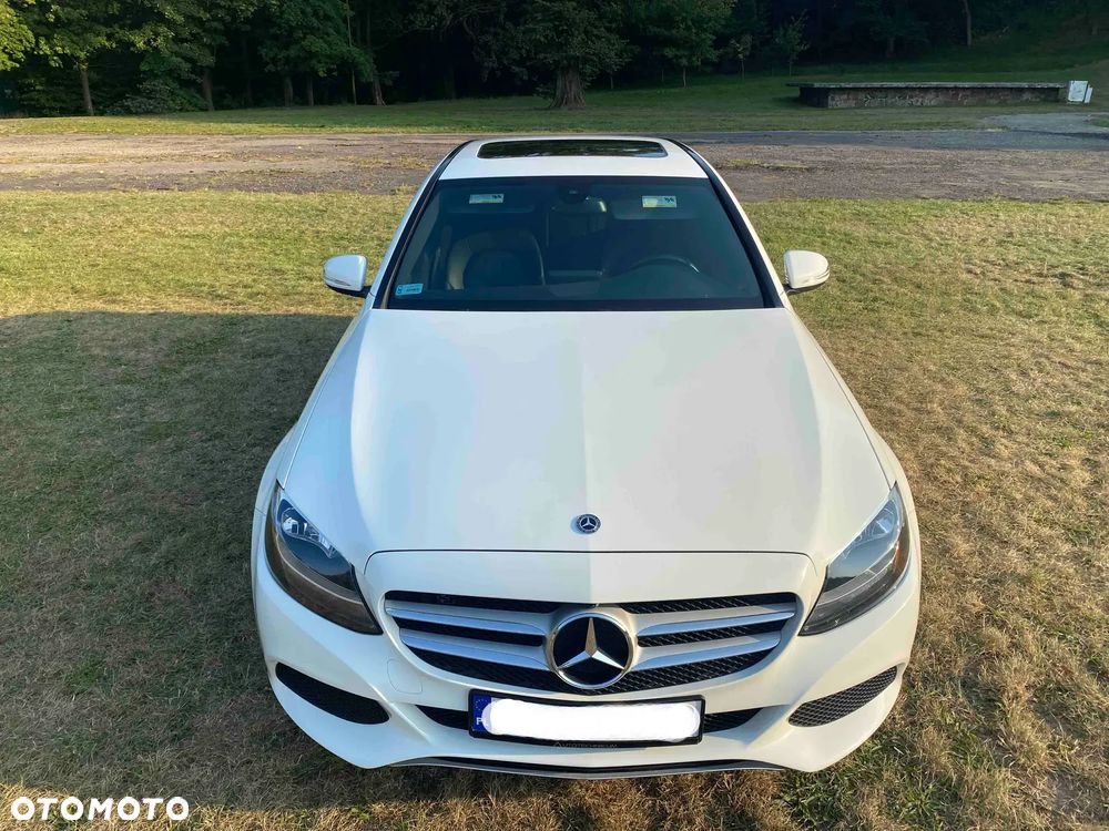 Mercedes-Benz Klasa C 300 9G-TRONIC Exclusive - 11