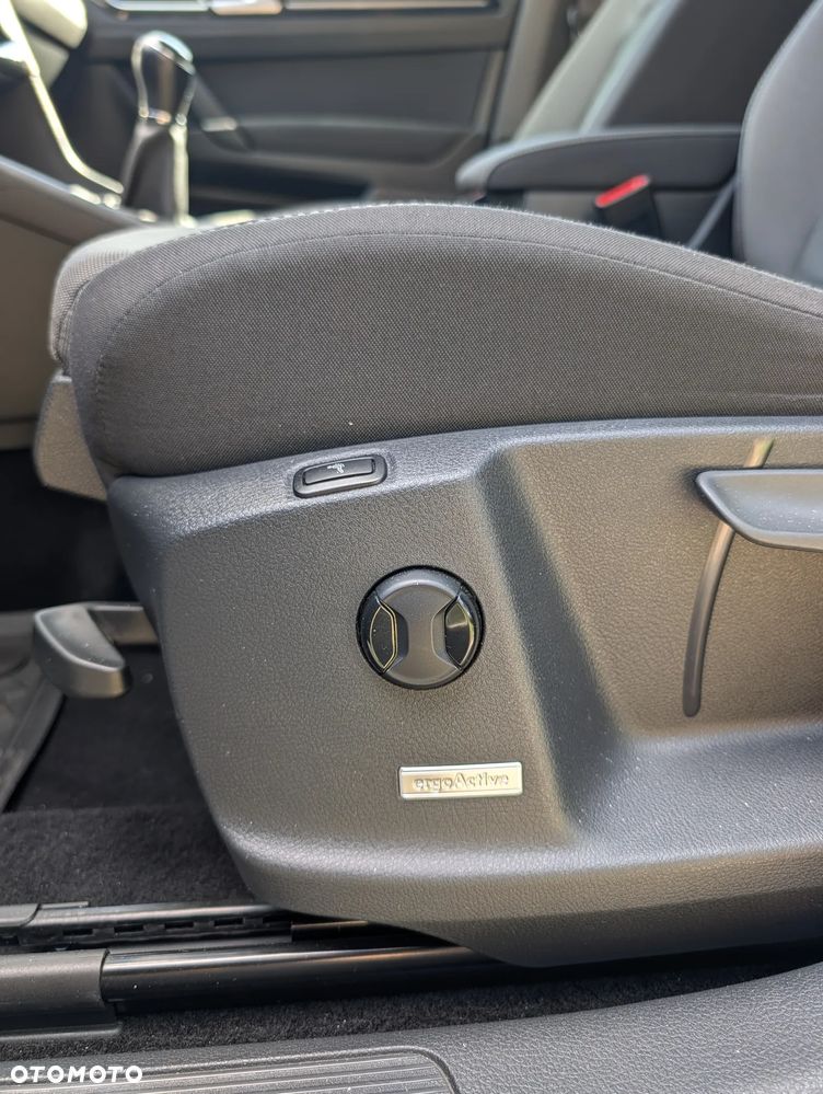 Volkswagen Golf Sportsvan SV 1.5 TSI ACT Comfortline - 11