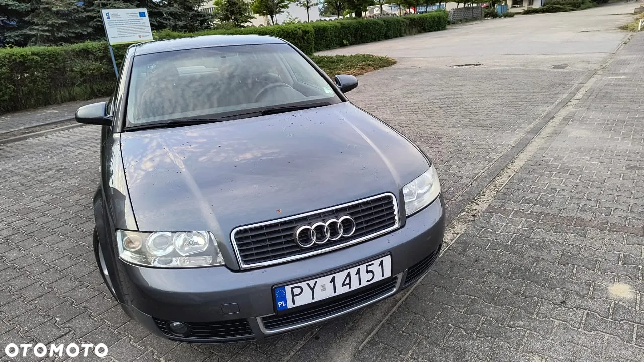 Audi A4 2.0 - 12