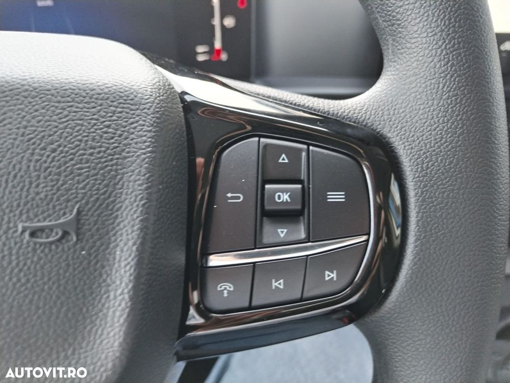 Ford TRANSIT CUSTOM VAN 6.8 mc - 8