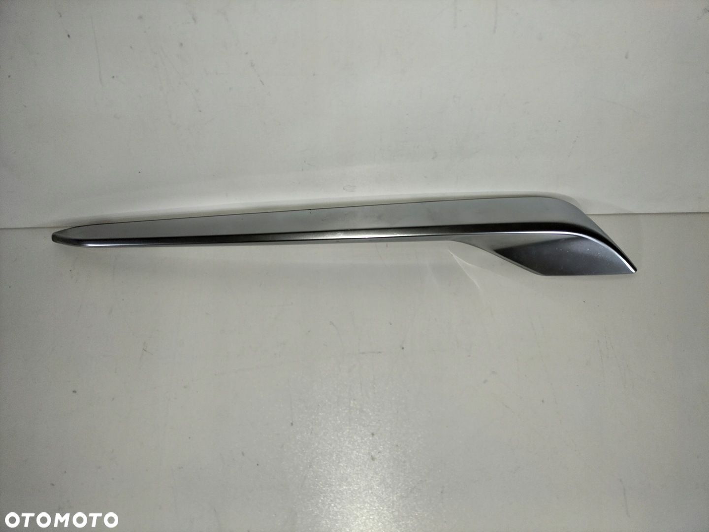 Listwa atrapy przód chrom-satyna prawa OPEL INSIGNIA B 17- - 1