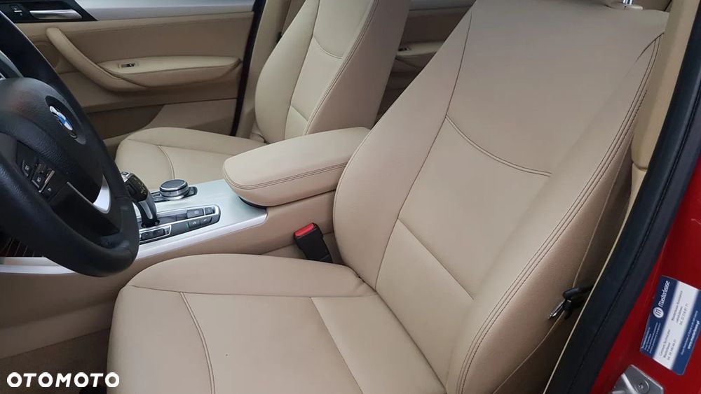 BMW X3 xDrive20i Advantage - 10