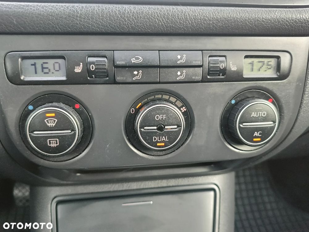 Volkswagen Golf Plus 1.4 TSI Comfortline - 21