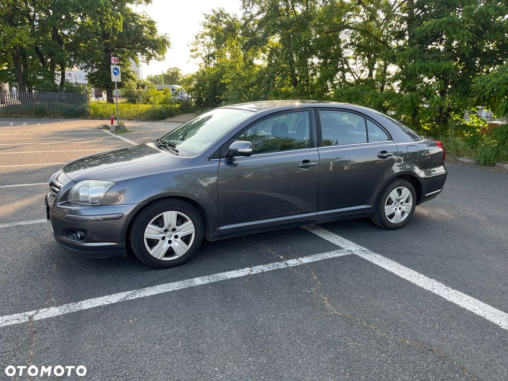 Toyota Avensis 2.0 D-4D Sol - 6