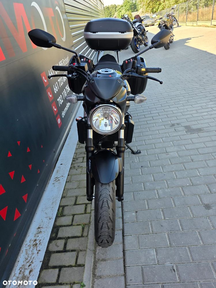 Suzuki SV - 16