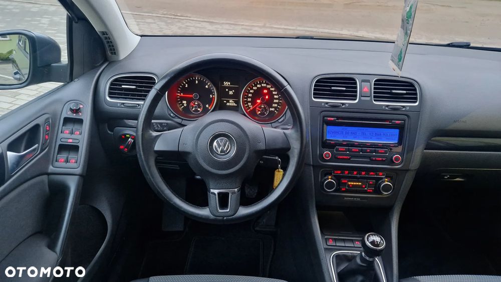 Volkswagen Golf - 30