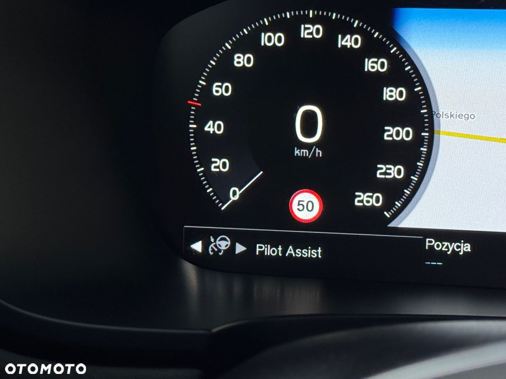 Volvo V90 Cross Country D4 AWD Geartronic Pro - 13