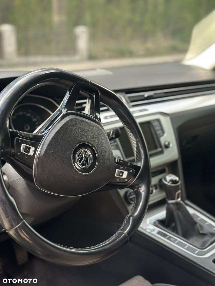 Volkswagen Passat 2.0 TDI (BlueMotion Technology) Highline - 7