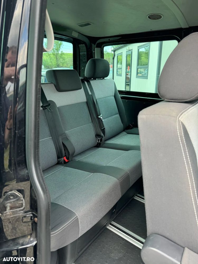 Volkswagen Multivan - 23