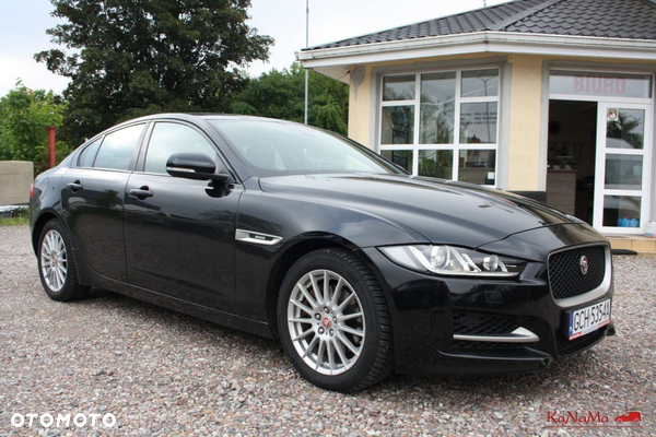 Jaguar XE
