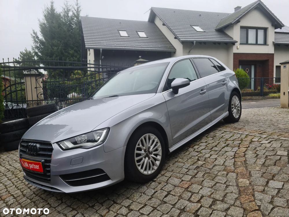 Audi A3 Sportback 1.6 TDI - 11