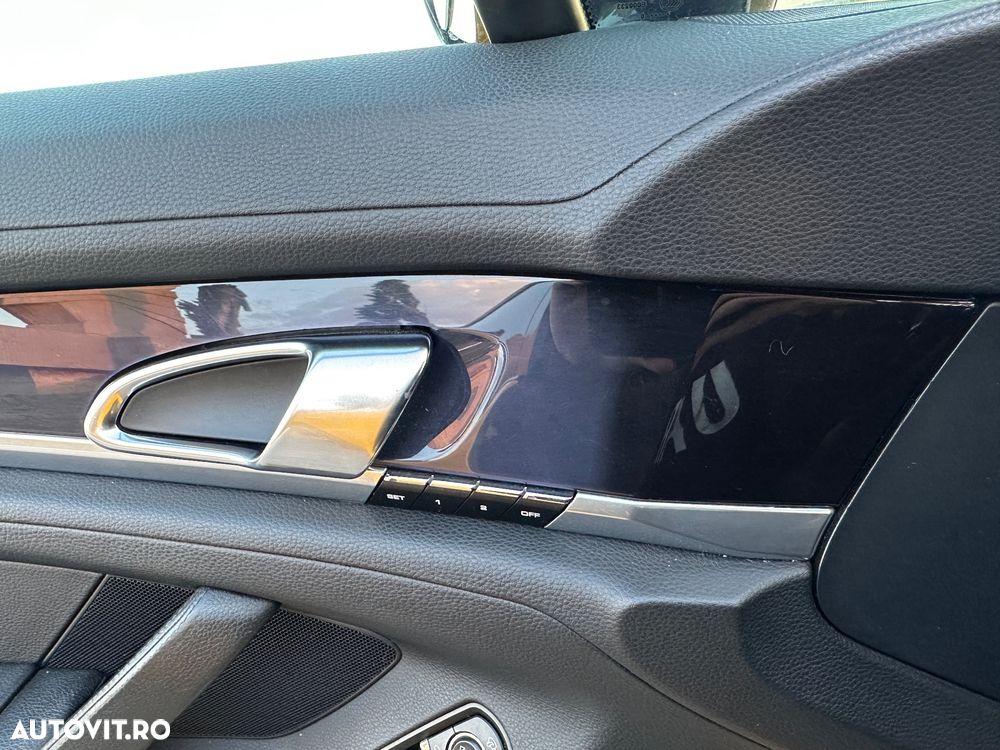 Porsche Panamera 4 PDK - 8