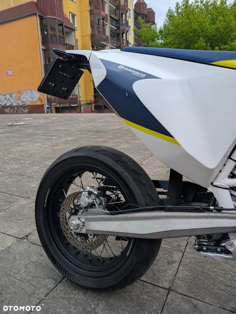 Husqvarna 701 - 19