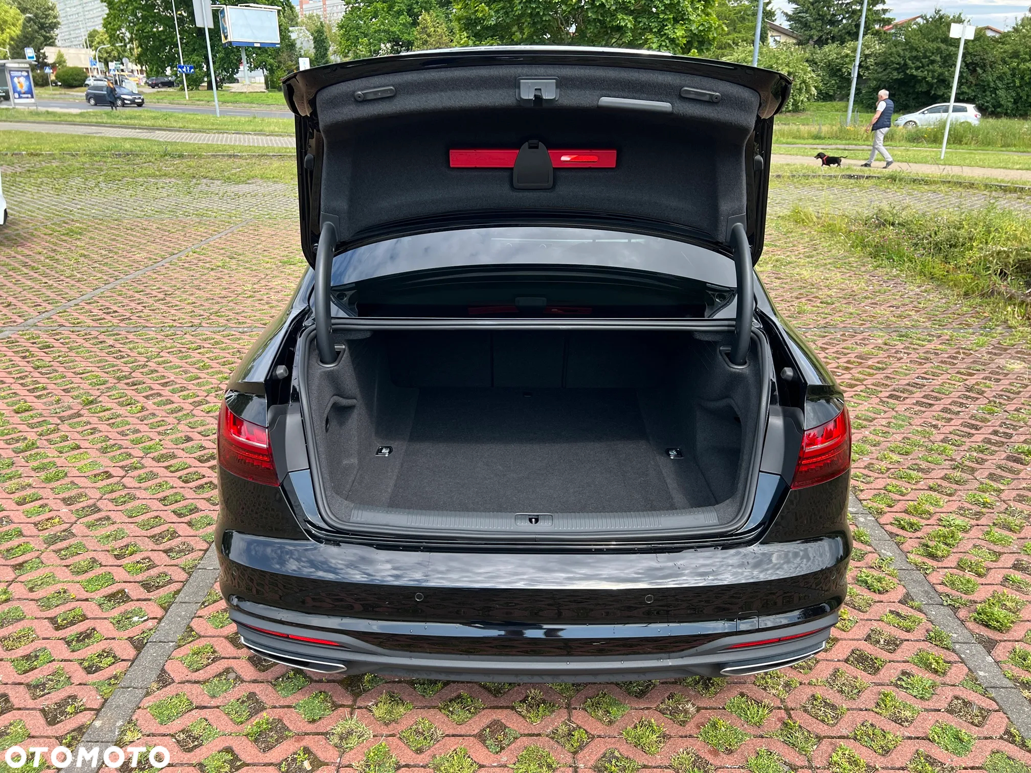Audi A4 - 24