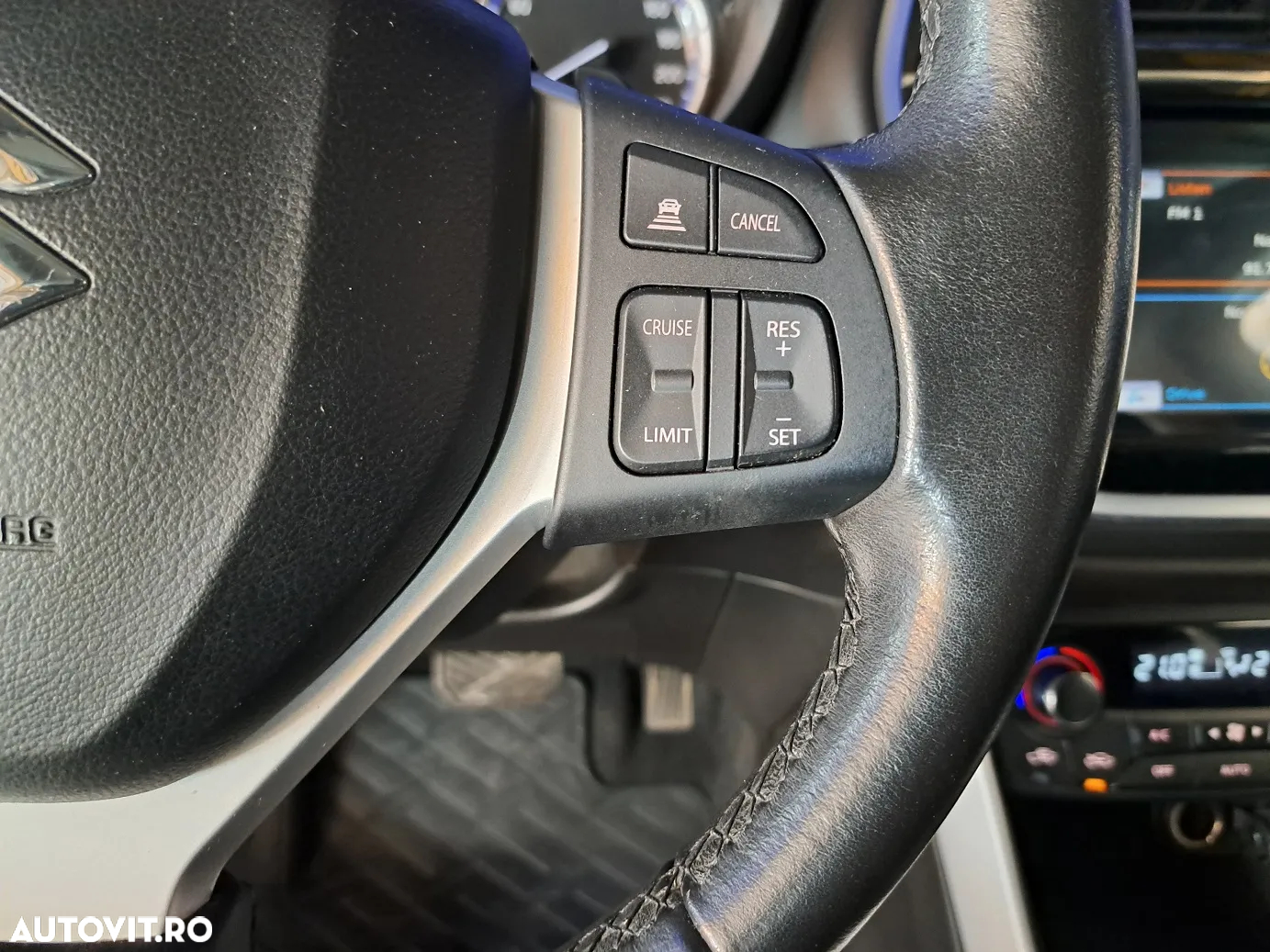 Suzuki SX4 S-Cross - 13