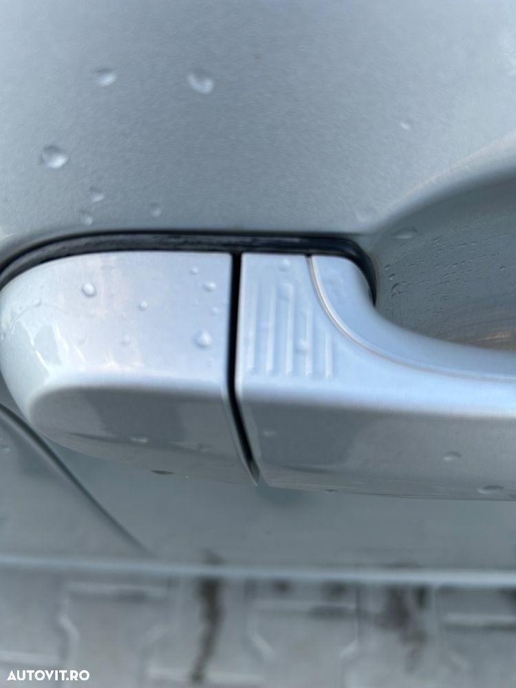 BMW Seria 3 320d DPF Aut. Edition Exclusive - 22