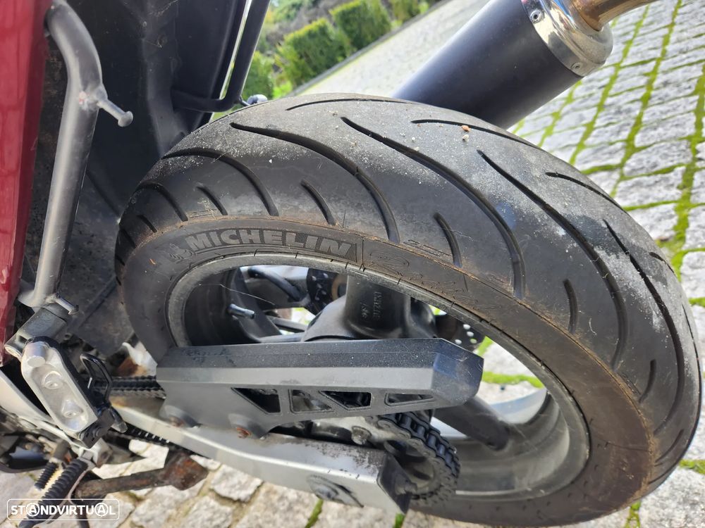 Suzuki GSX Gsxf 750 com 25 kw de livrete - 8