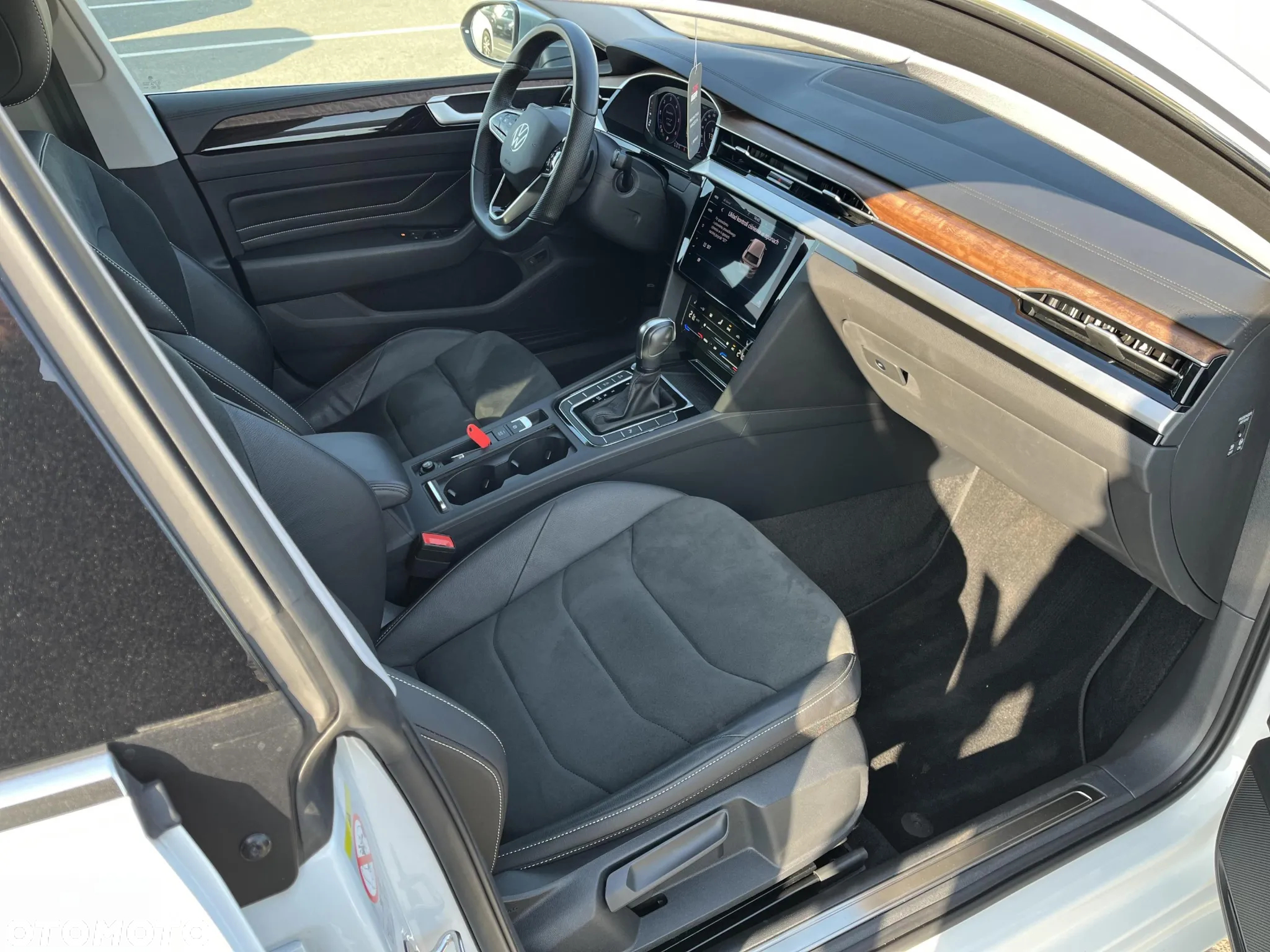 Volkswagen Arteon Shooting Brake 2.0 TDI SCR DSG Elegance - 22