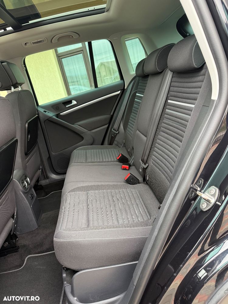 Volkswagen Tiguan 2.0 TDI DPF 4Motion BlueMotion Technology Cup Sport & Style - 11