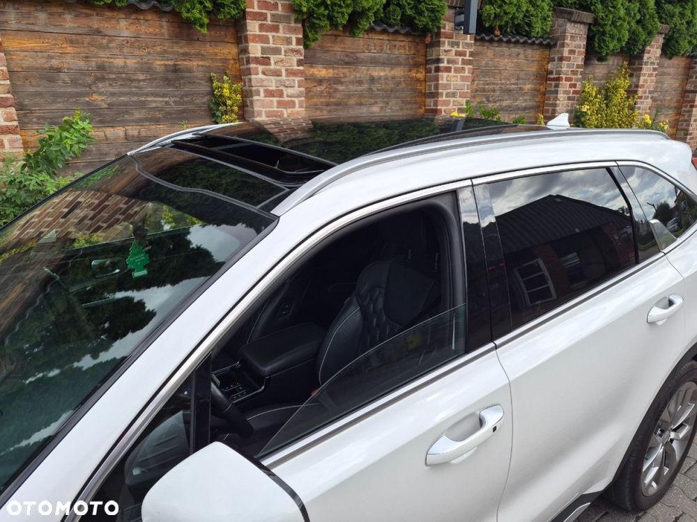 Kia Sorento - 26