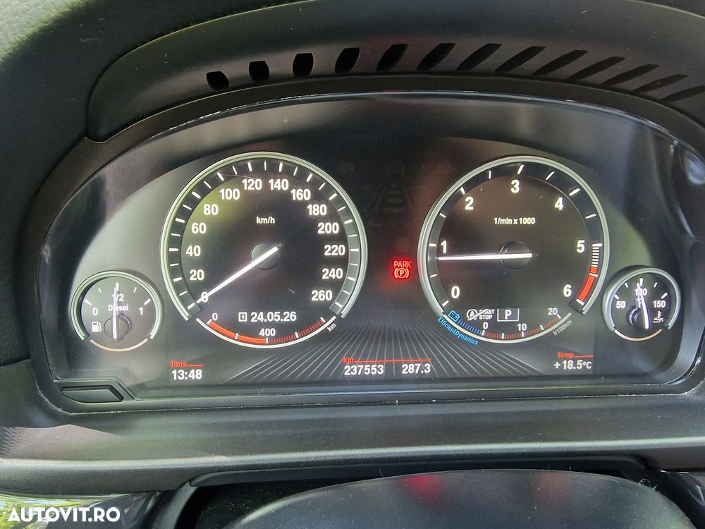 BMW Seria 5 520d Aut. Luxury Line - 11
