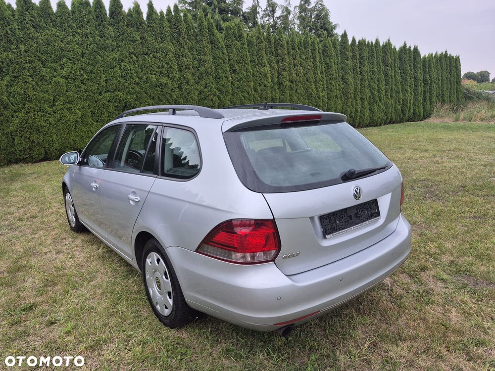 Volkswagen Golf - 4