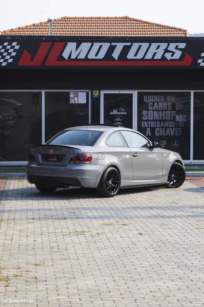 BMW 118 d Pack M - 35