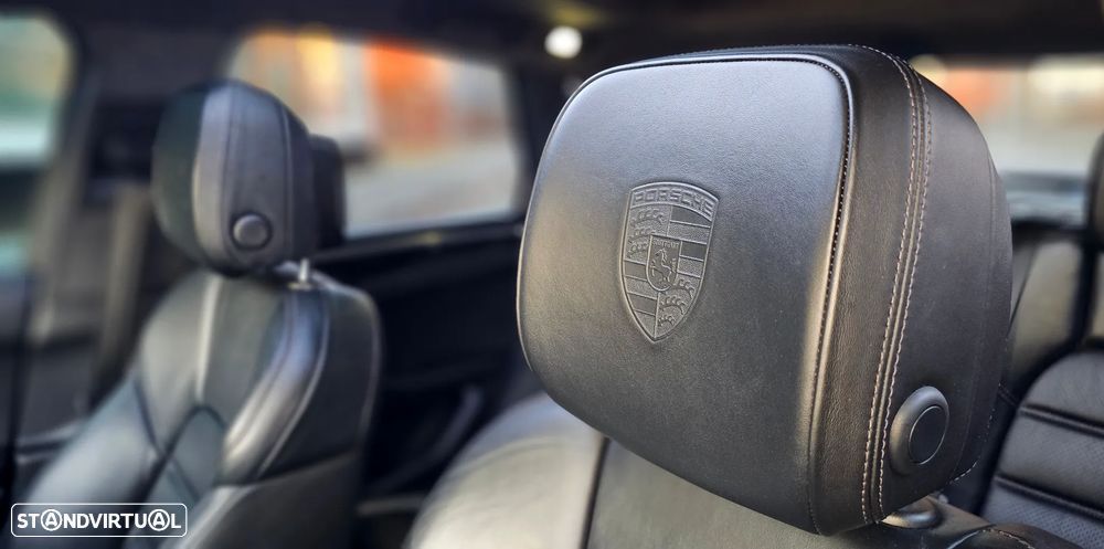 Porsche Macan S - 16