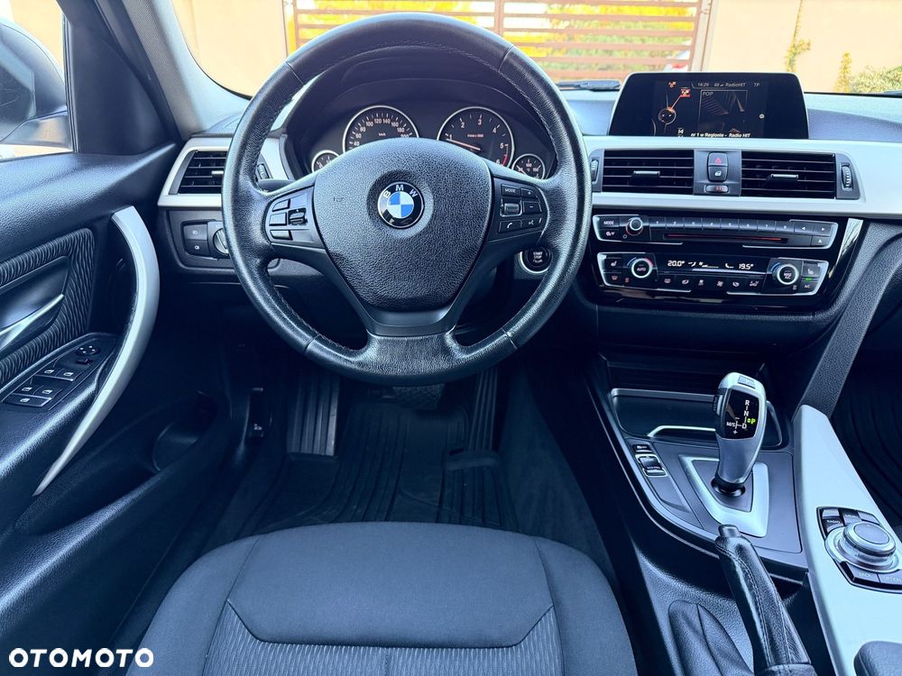 BMW Seria 3 - 29
